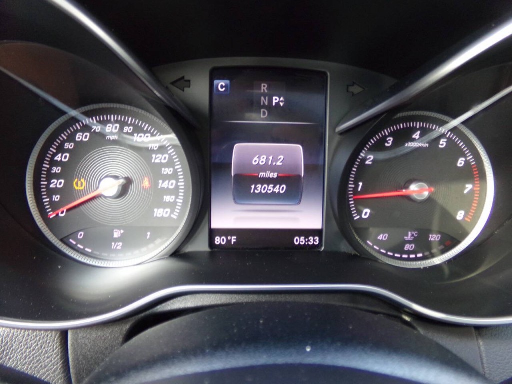 2016 Mercedes-Benz C-Class Image 50