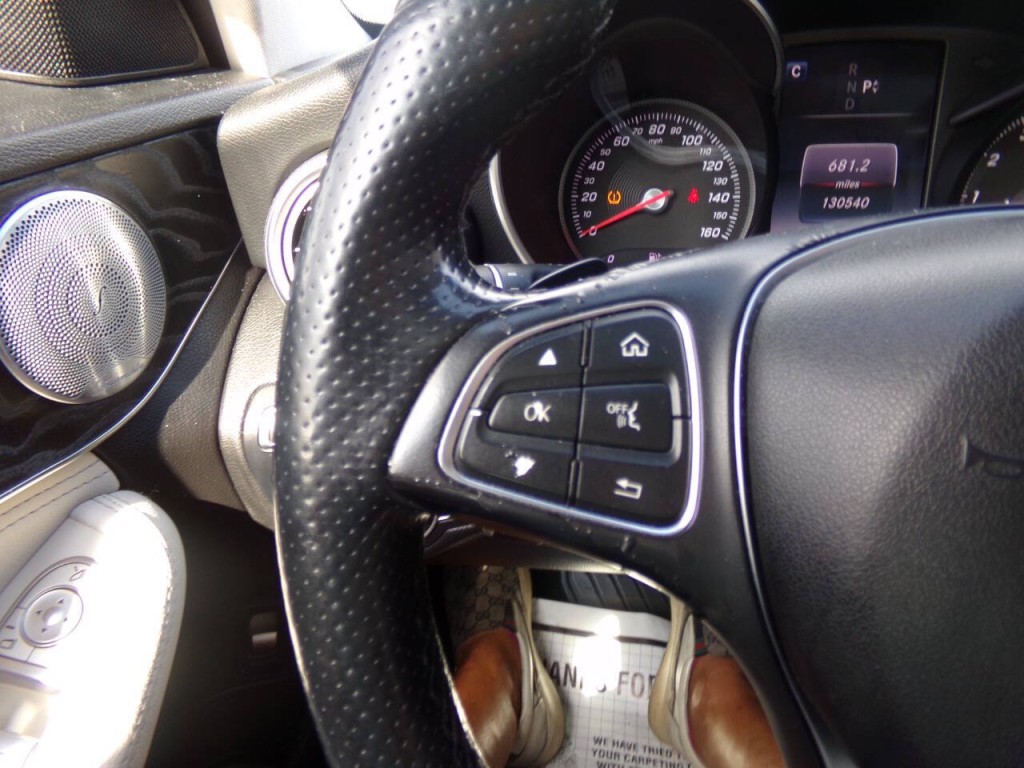 2016 Mercedes-Benz C-Class Image 57