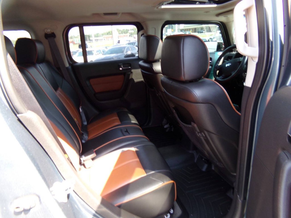 2006 HUMMER H3 Image 25