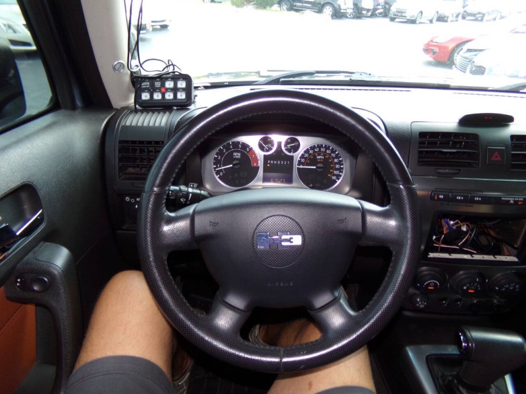 2006 HUMMER H3 Image 63