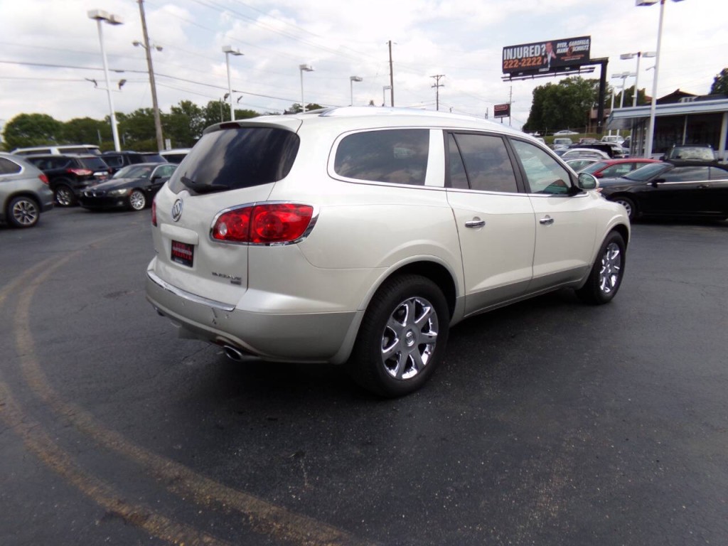 2009 Buick Enclave Image 4
