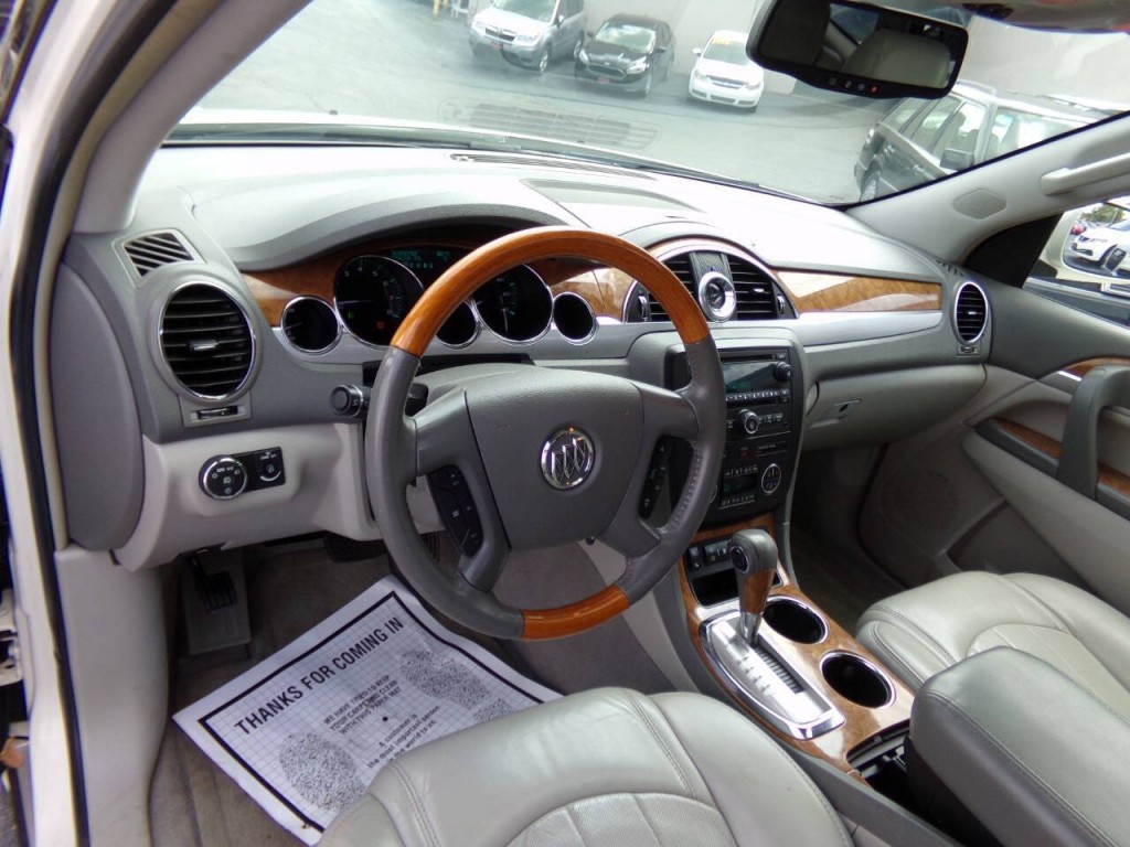 2009 Buick Enclave Image 8