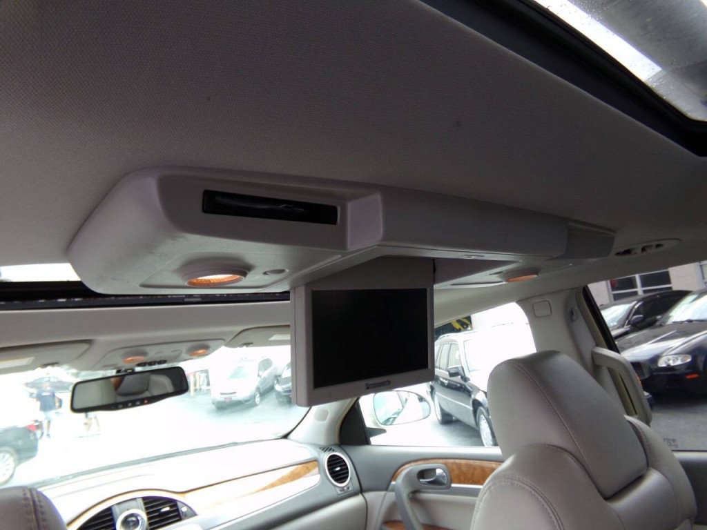 2009 Buick Enclave Image 14