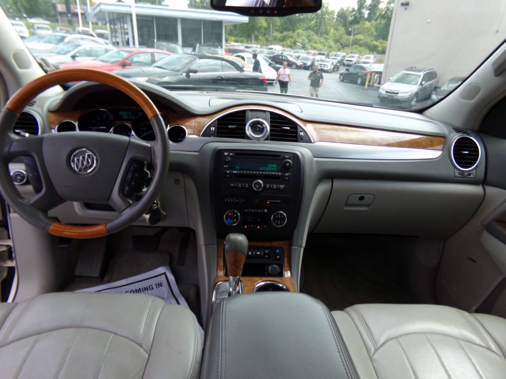 2009 Buick Enclave Image 16