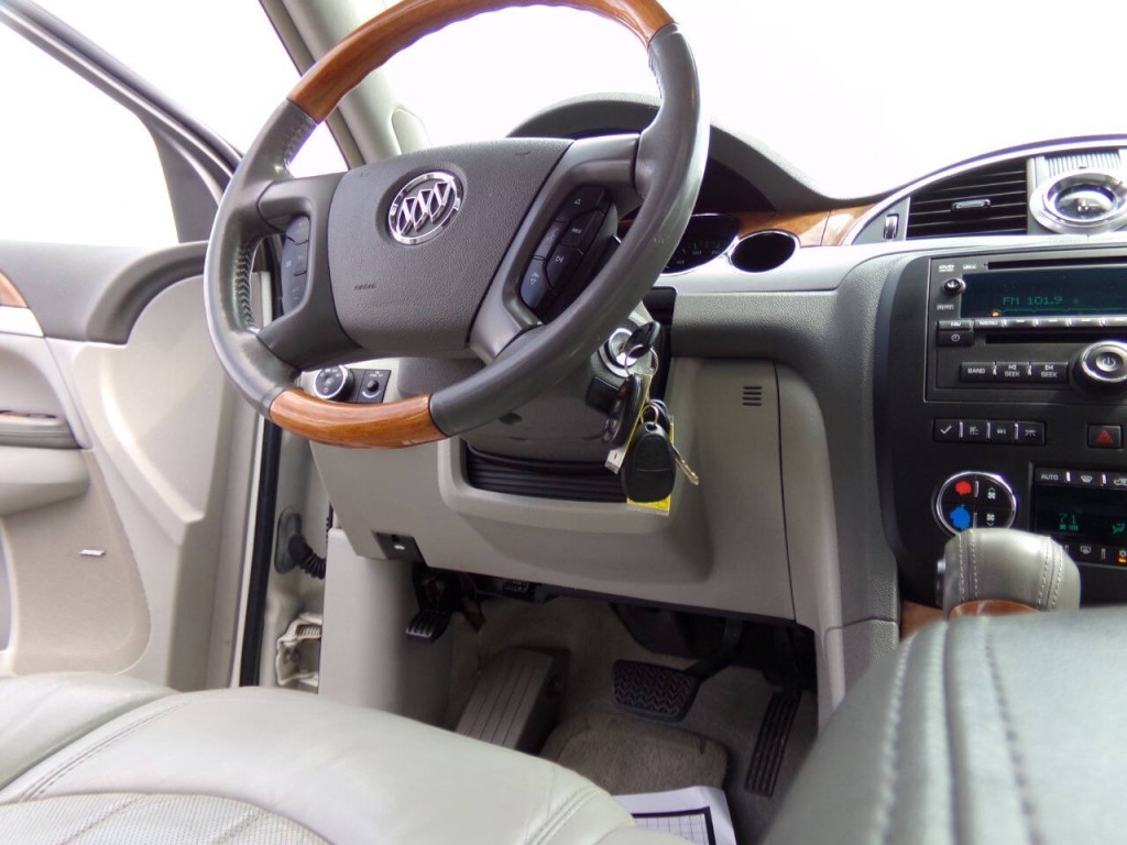 2009 Buick Enclave Image 29