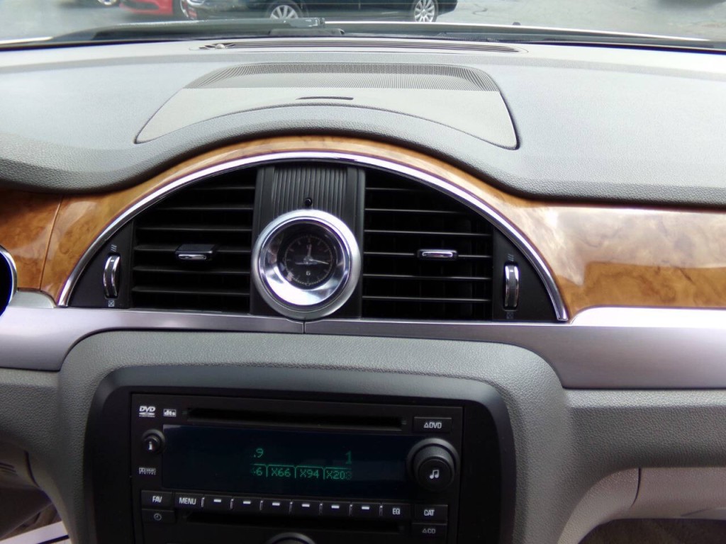 2009 Buick Enclave Image 34