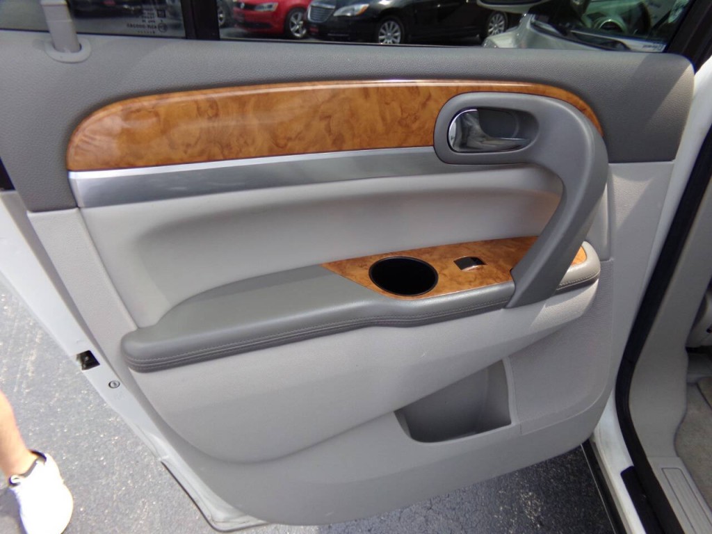 2009 Buick Enclave Image 52