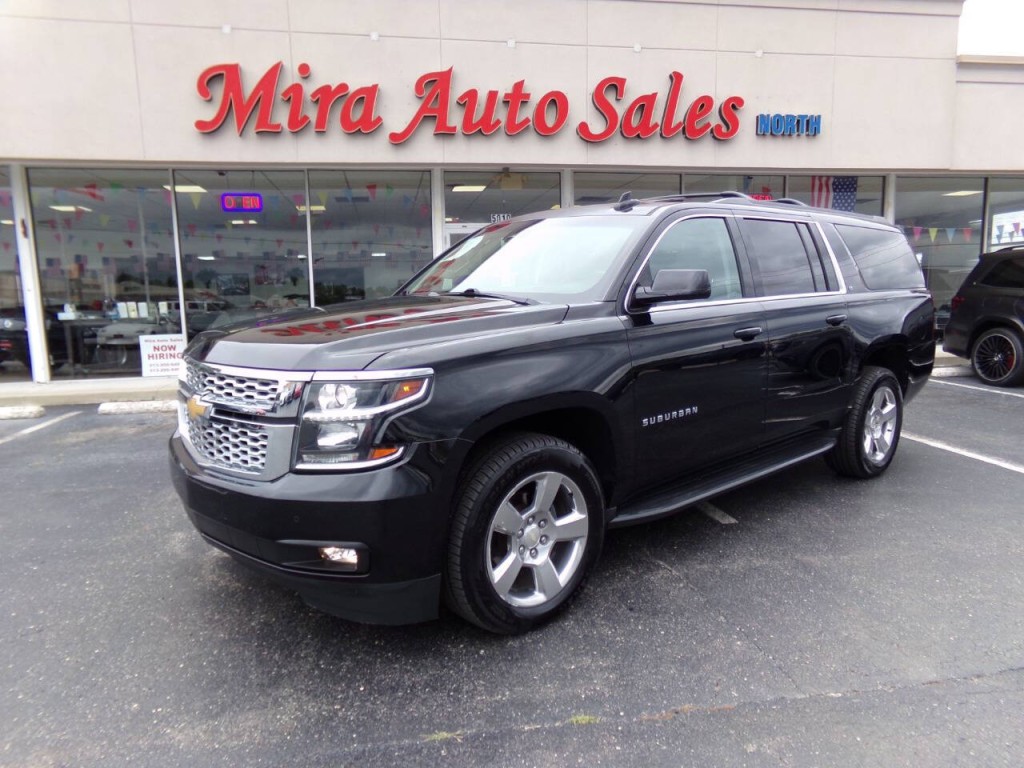 2016 Chevrolet Suburban Image 1