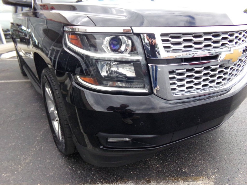 2016 Chevrolet Suburban Image 45