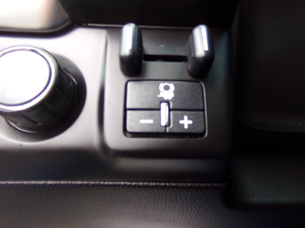 2016 Chevrolet Suburban Image 53