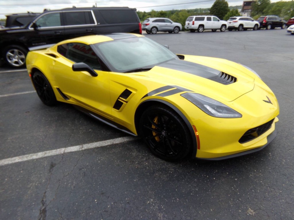 2017 Chevrolet Corvette Image 9