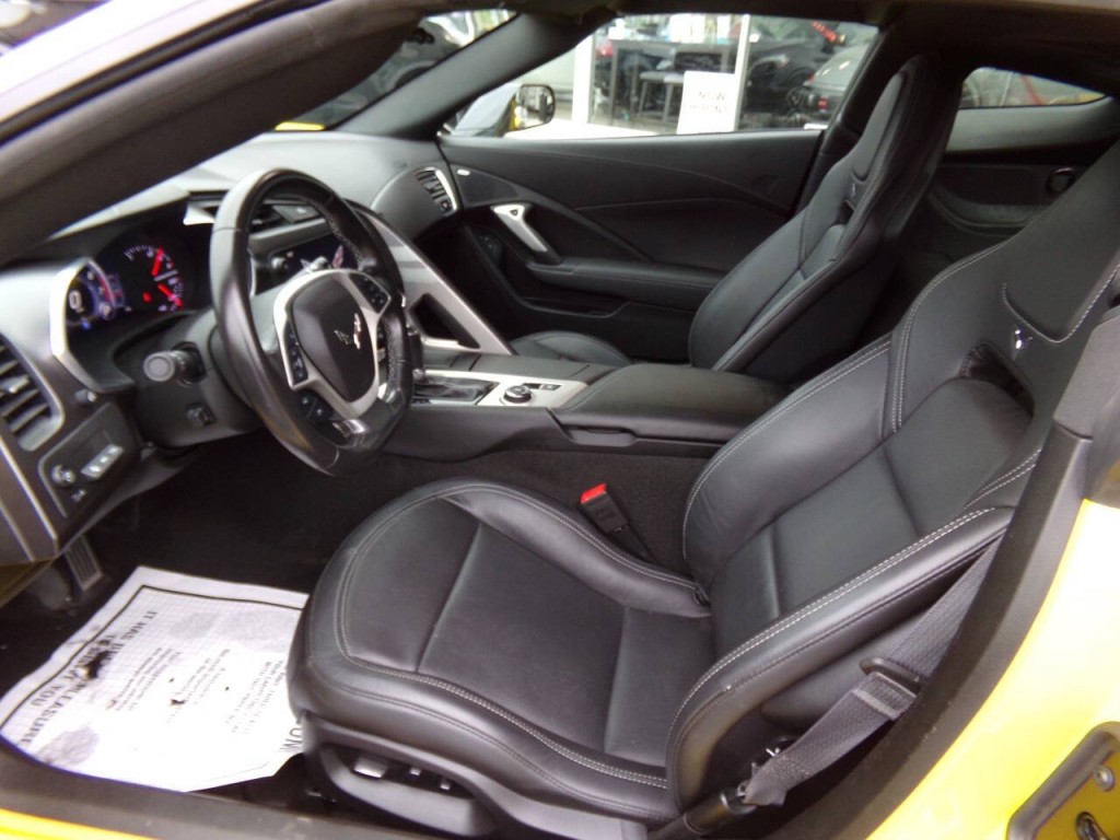 2017 Chevrolet Corvette Image 12