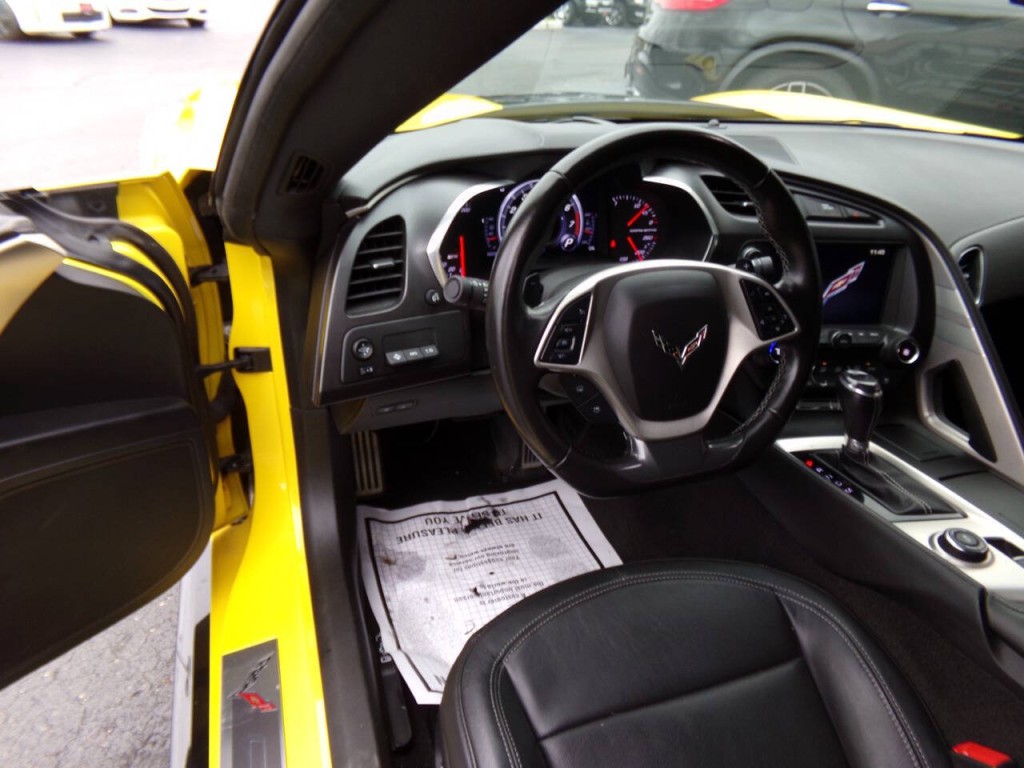 2017 Chevrolet Corvette Image 14