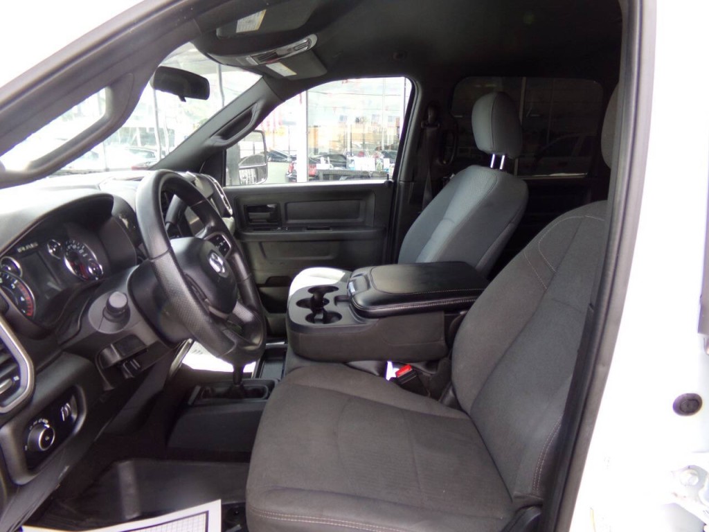 2023 RAM 3500 Image 13
