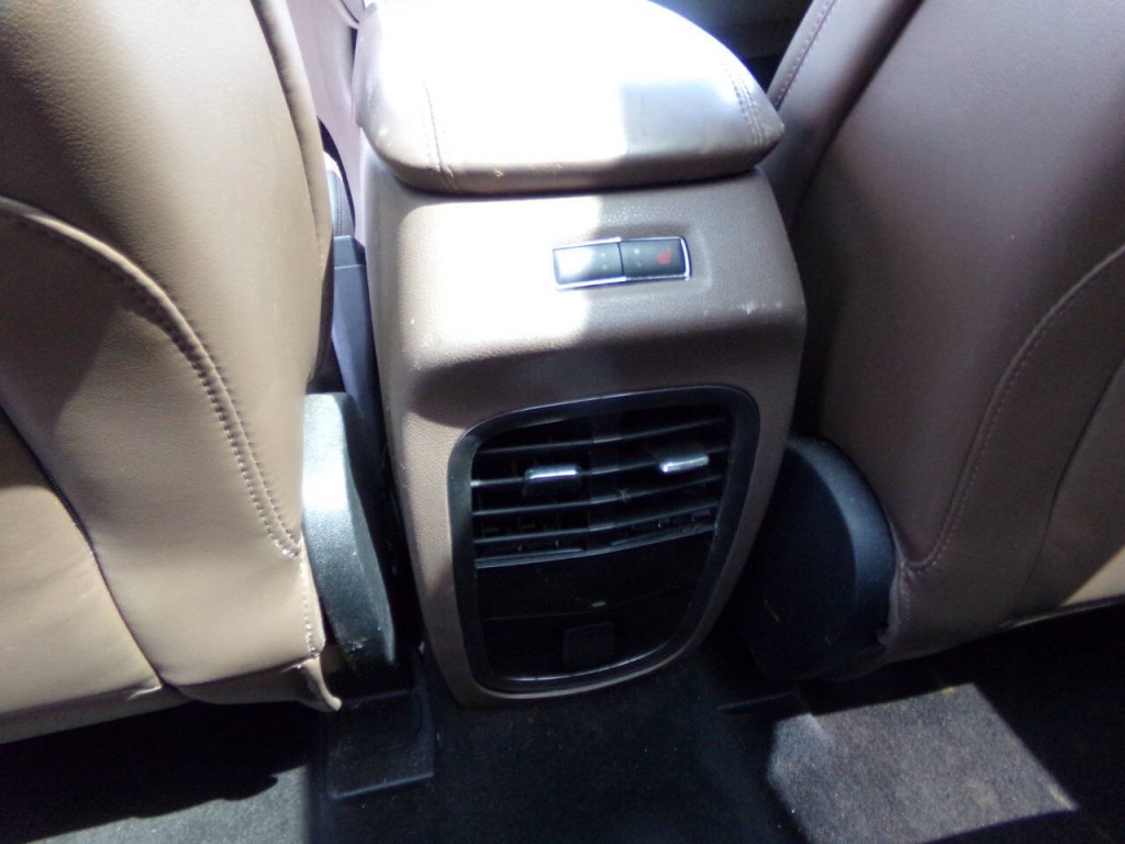 2015 Lincoln MKC Image 14