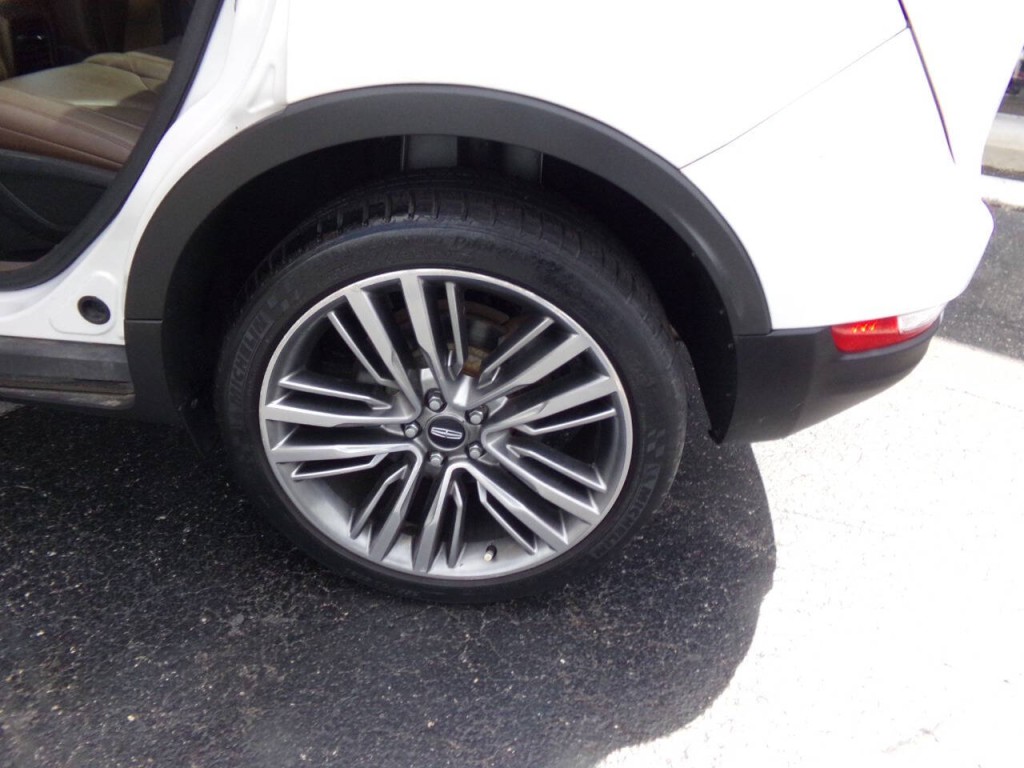 2015 Lincoln MKC Image 17