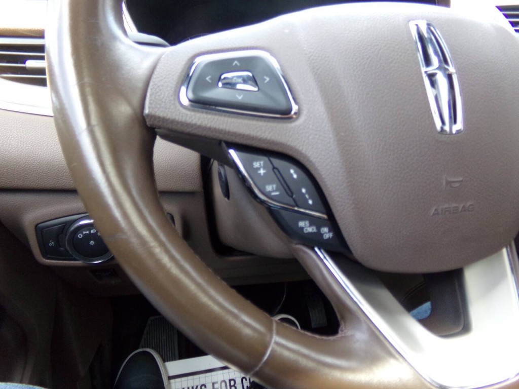 2015 Lincoln MKC Image 41