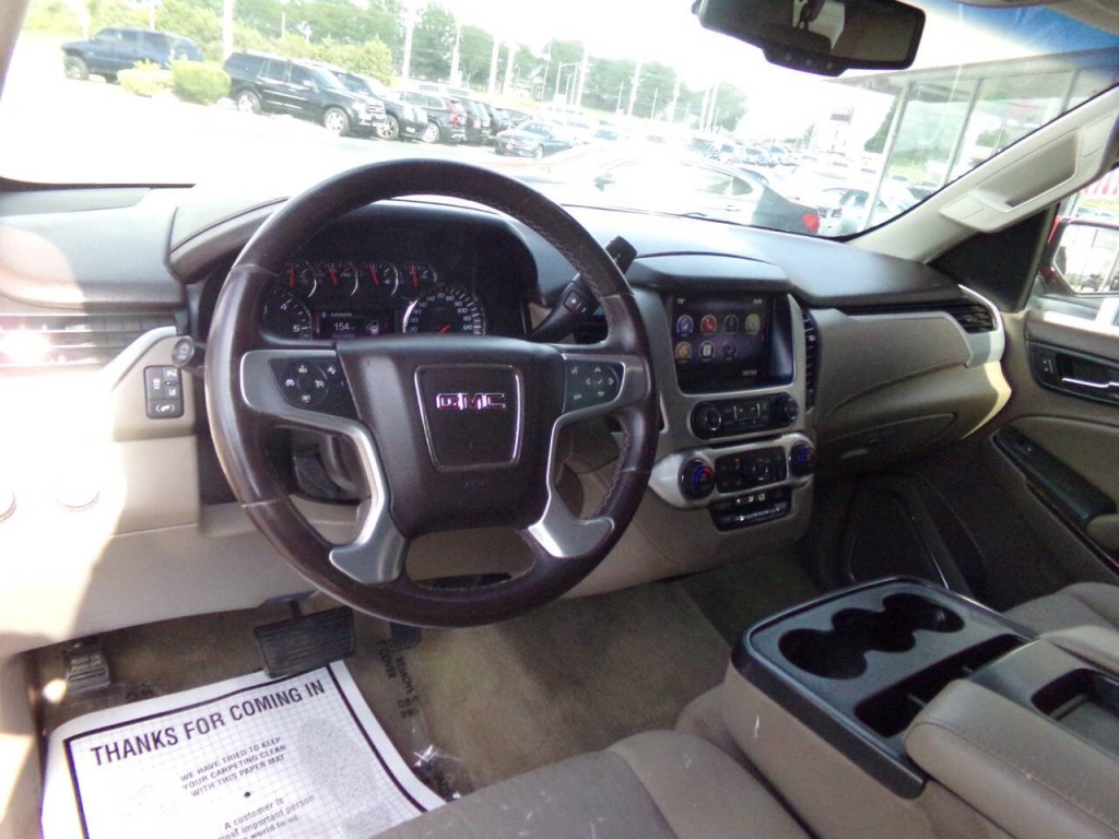2015 GMC Yukon Image 8