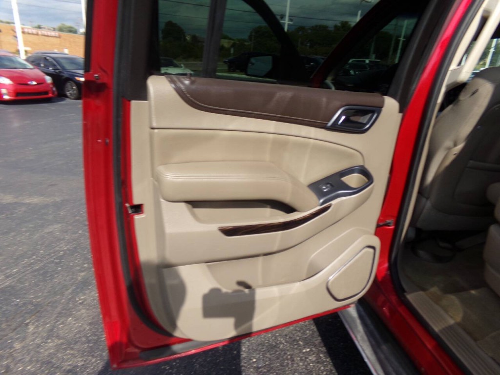 2015 GMC Yukon Image 13