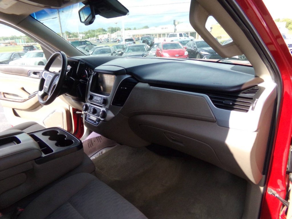 2015 GMC Yukon Image 24