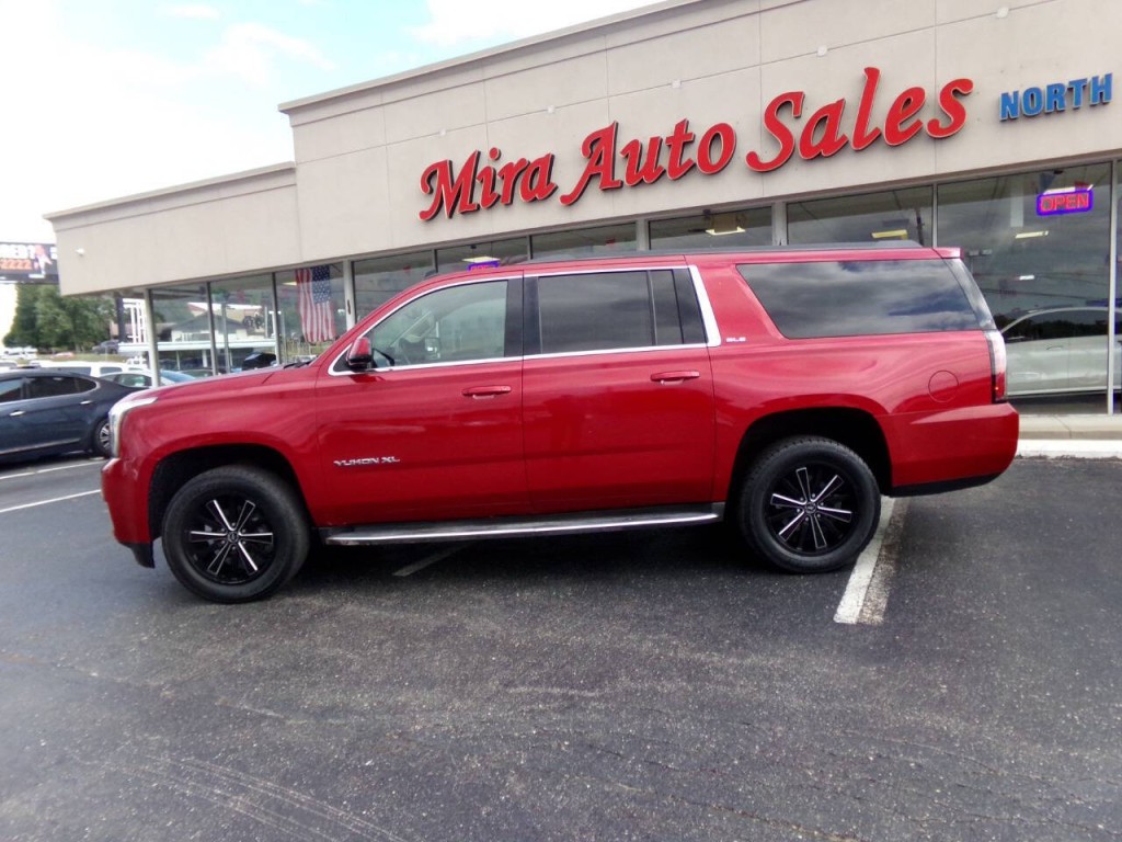 2015 GMC Yukon Image 45