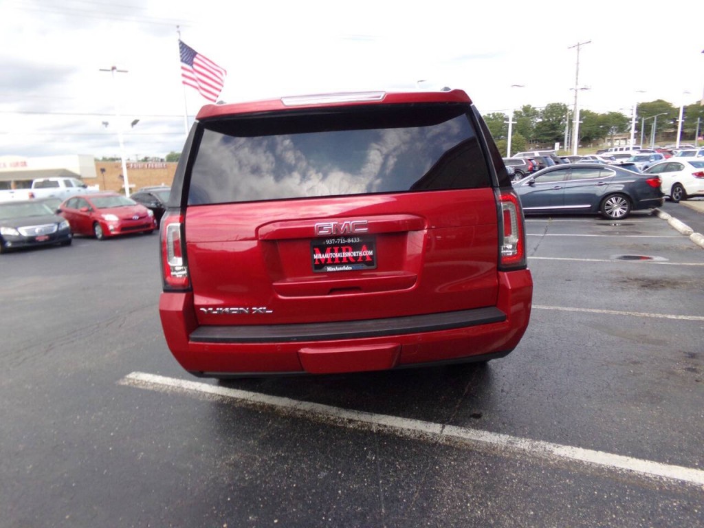 2015 GMC Yukon Image 46