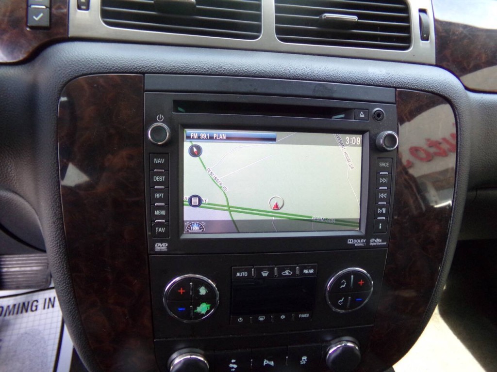 2013 GMC Yukon Image 24