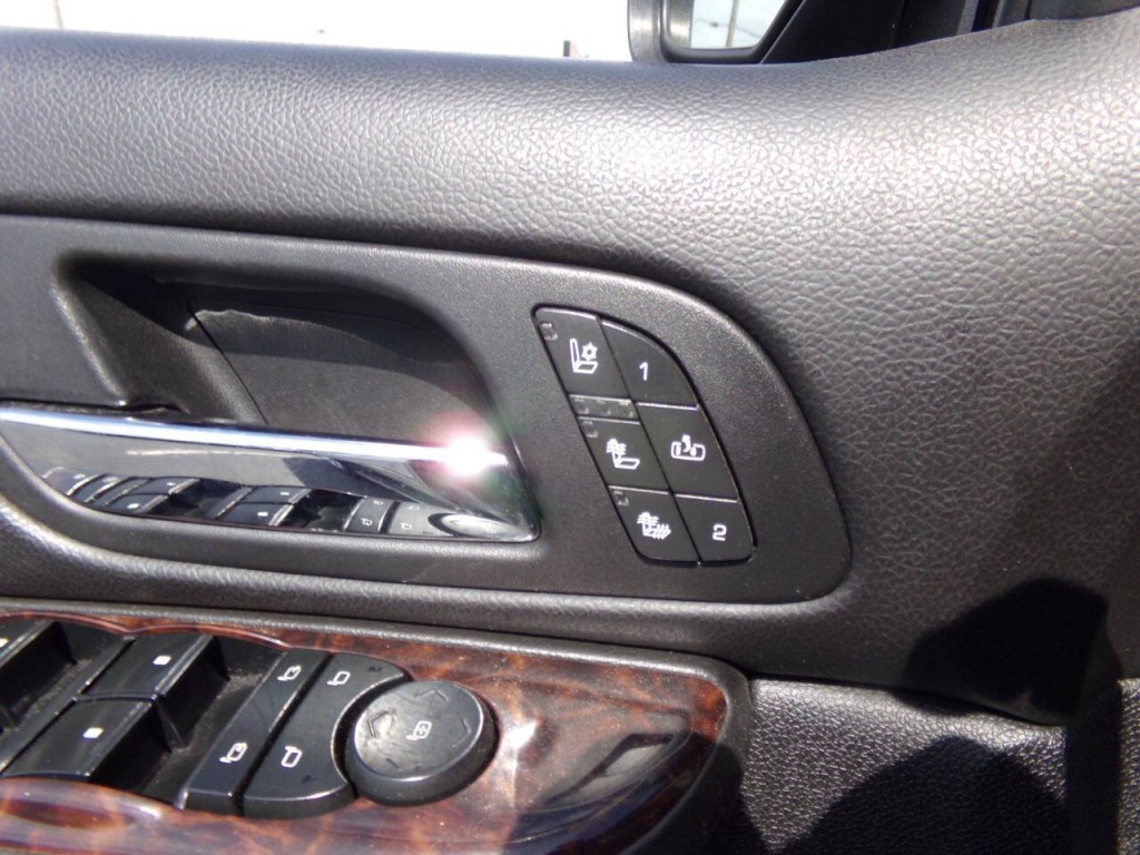 2013 GMC Yukon Image 28