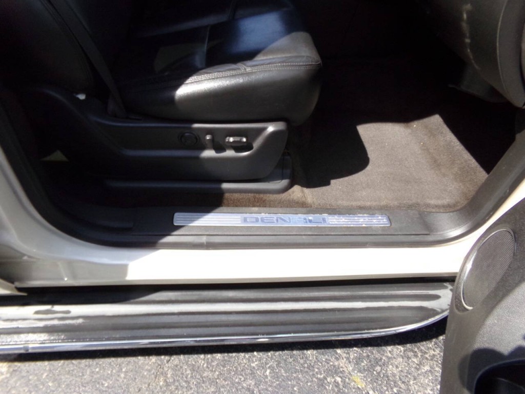 2013 GMC Yukon Image 36