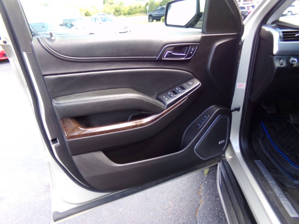 2016 Chevrolet Tahoe Image 13