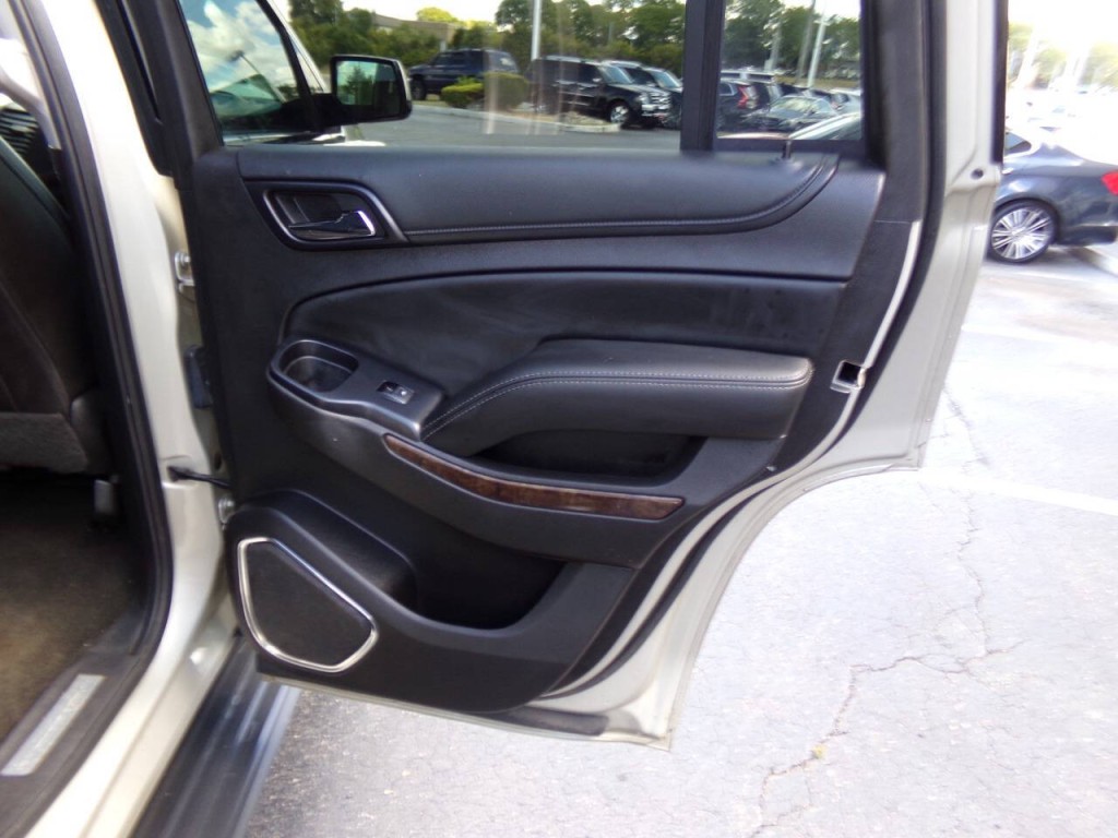 2016 Chevrolet Tahoe Image 29