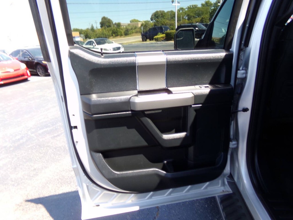 2017 Ford F-150 Image 18
