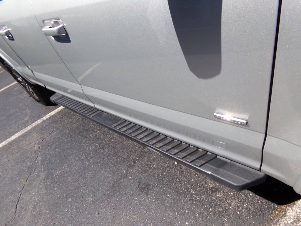 2017 Ford F-150 Image 44