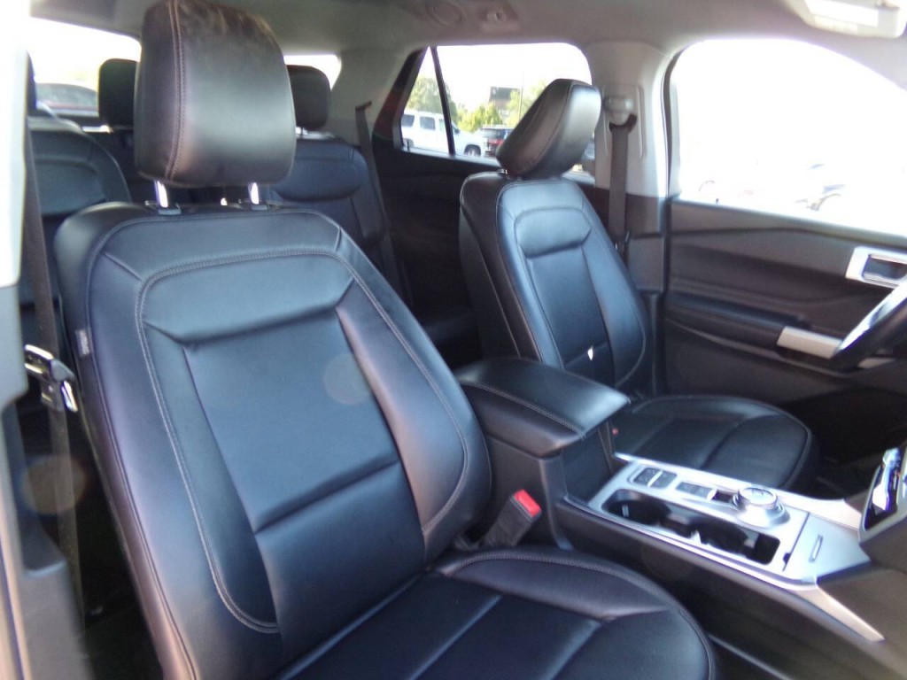 2020 Ford Explorer Image 34