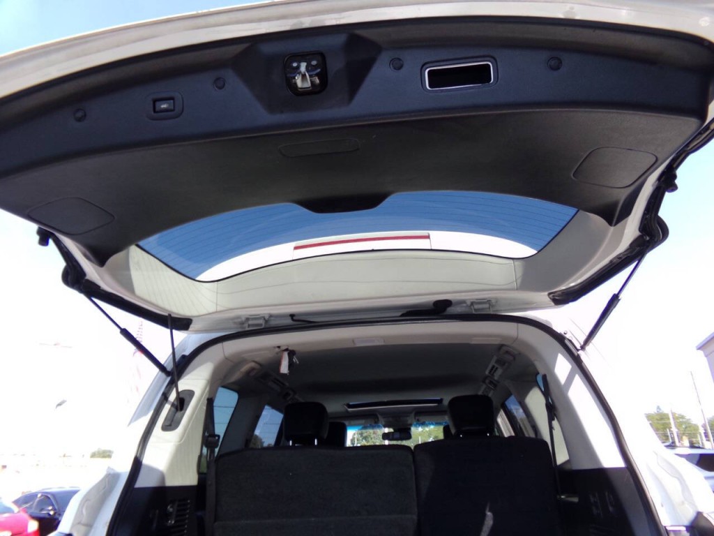 2017 Nissan Armada Image 29