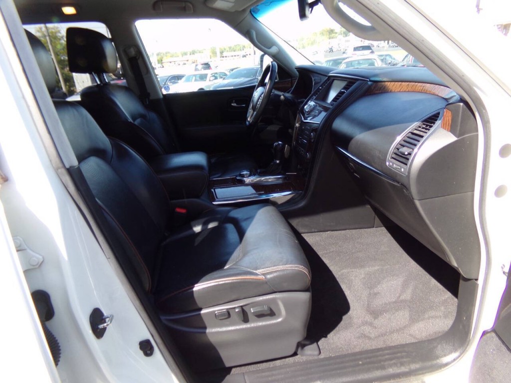2017 Nissan Armada Image 37