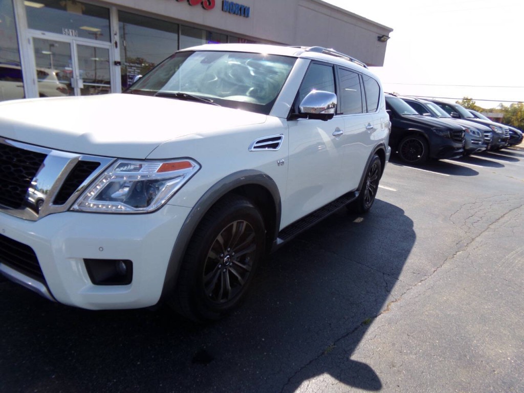 2017 Nissan Armada Image 43