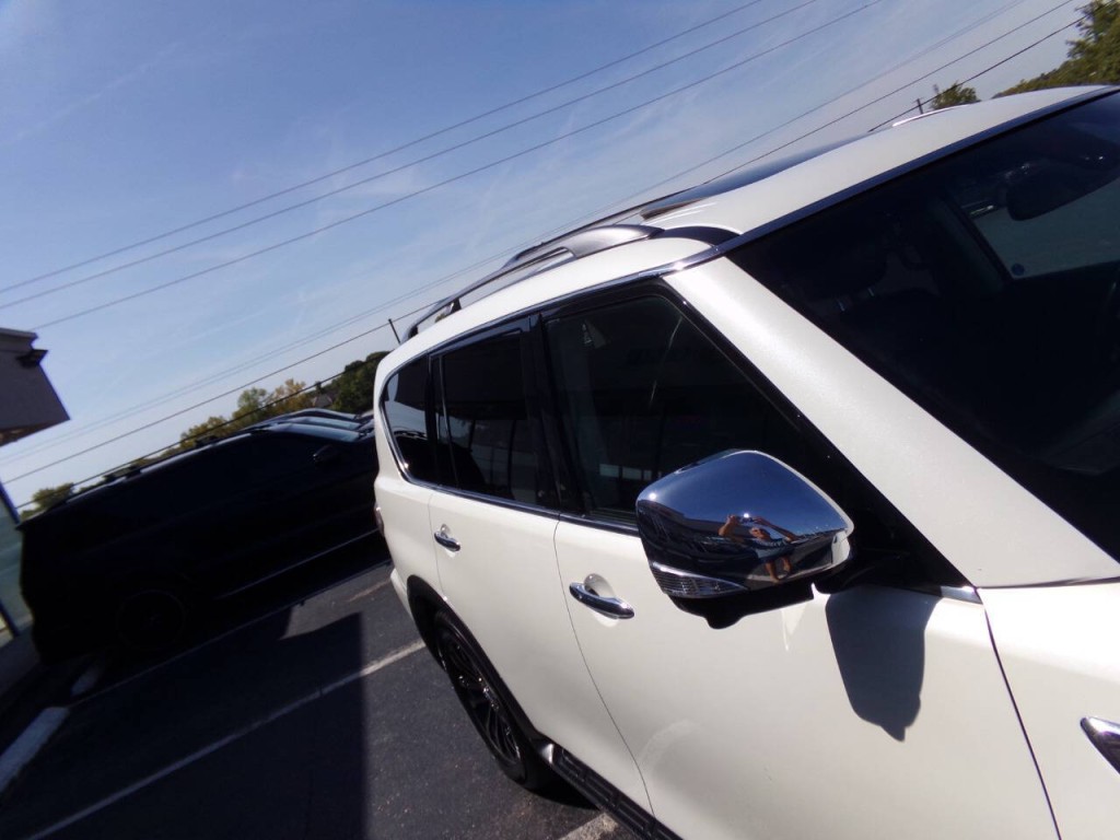 2017 Nissan Armada Image 54