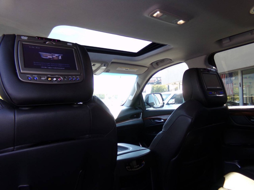 2019 Cadillac Escalade Image 18