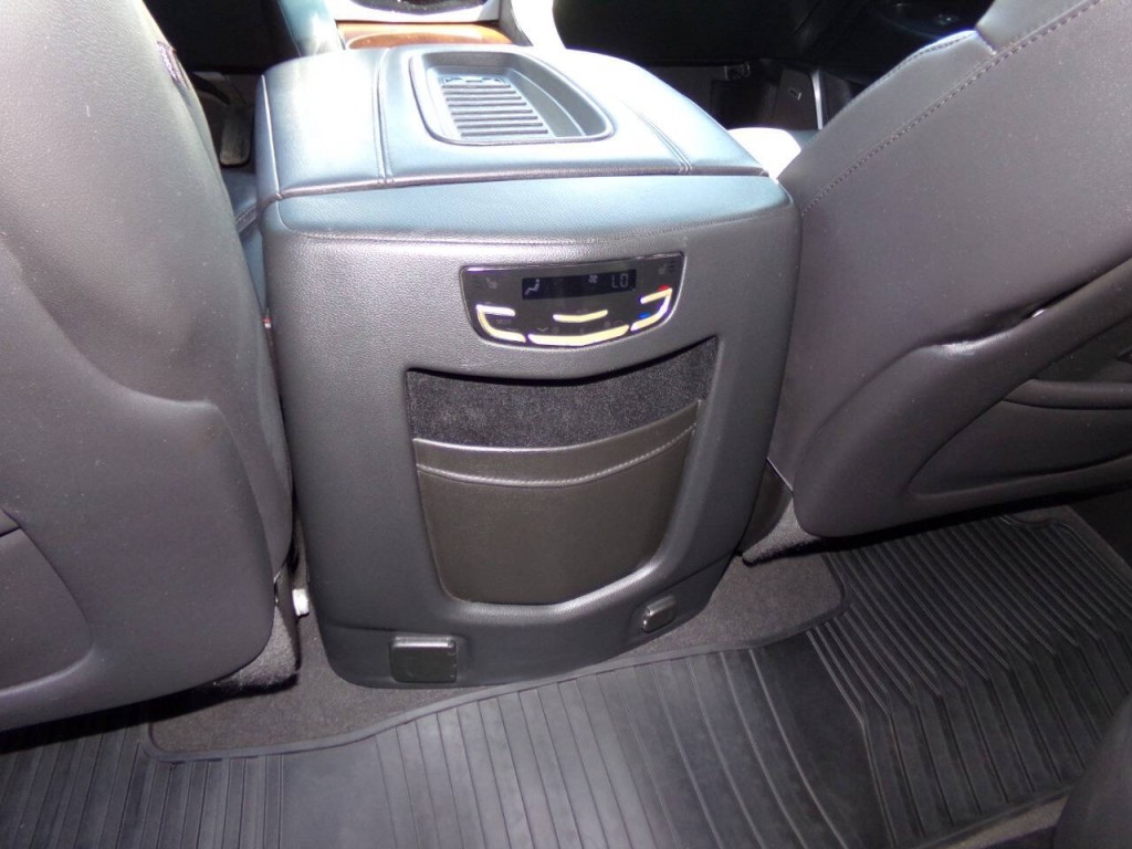2019 Cadillac Escalade Image 19
