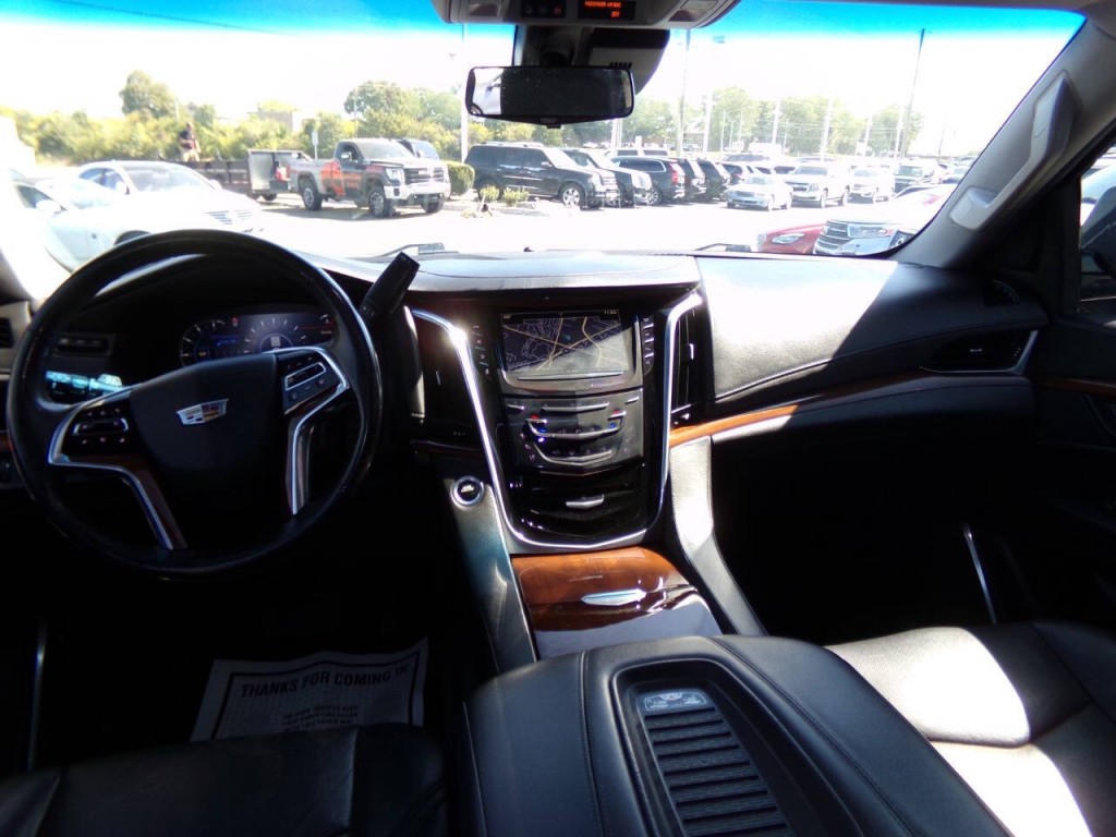 2019 Cadillac Escalade Image 21