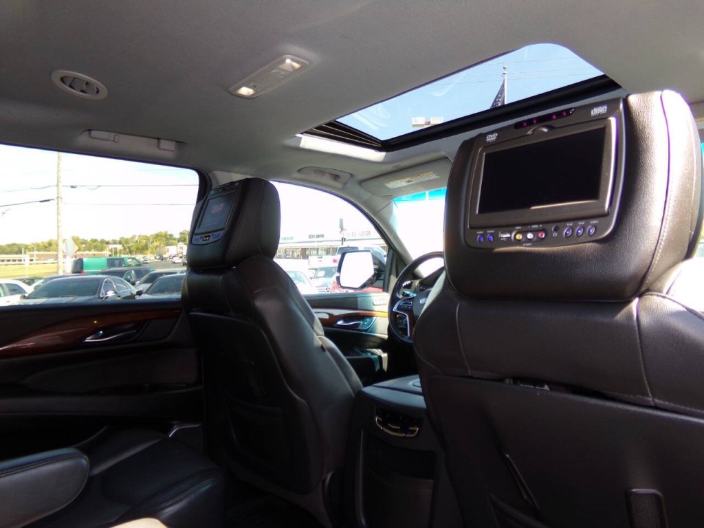 2019 Cadillac Escalade Image 30