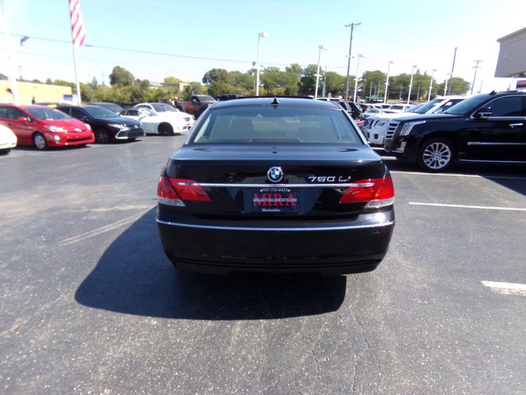 2006 BMW 7 Series Image 8