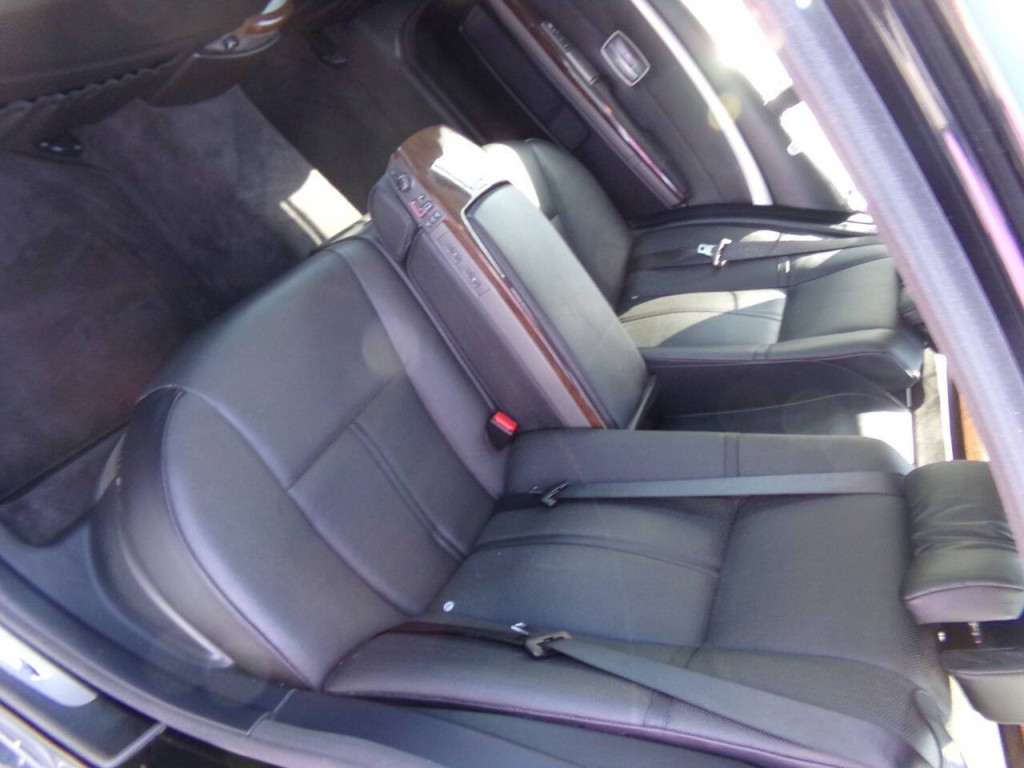 2006 BMW 7 Series Image 15