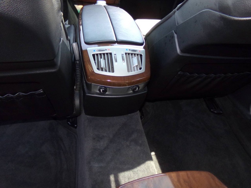 2006 BMW 7 Series Image 21