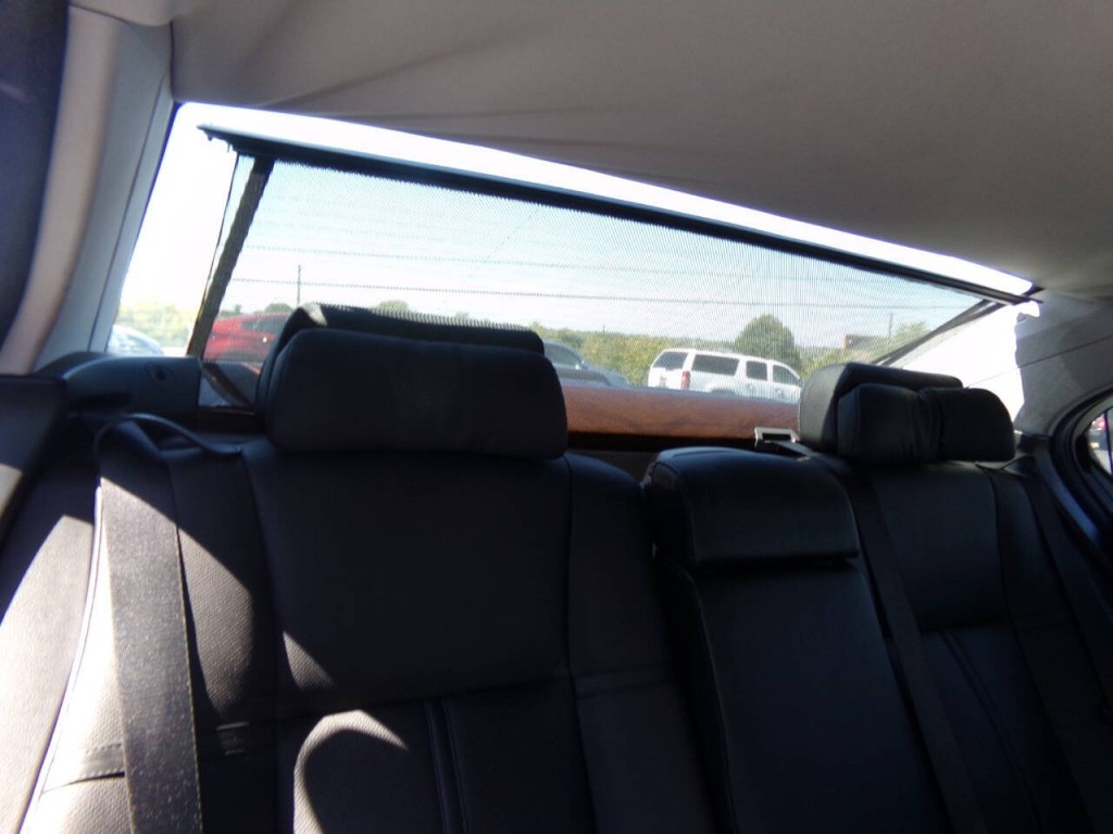 2006 BMW 7 Series Image 35