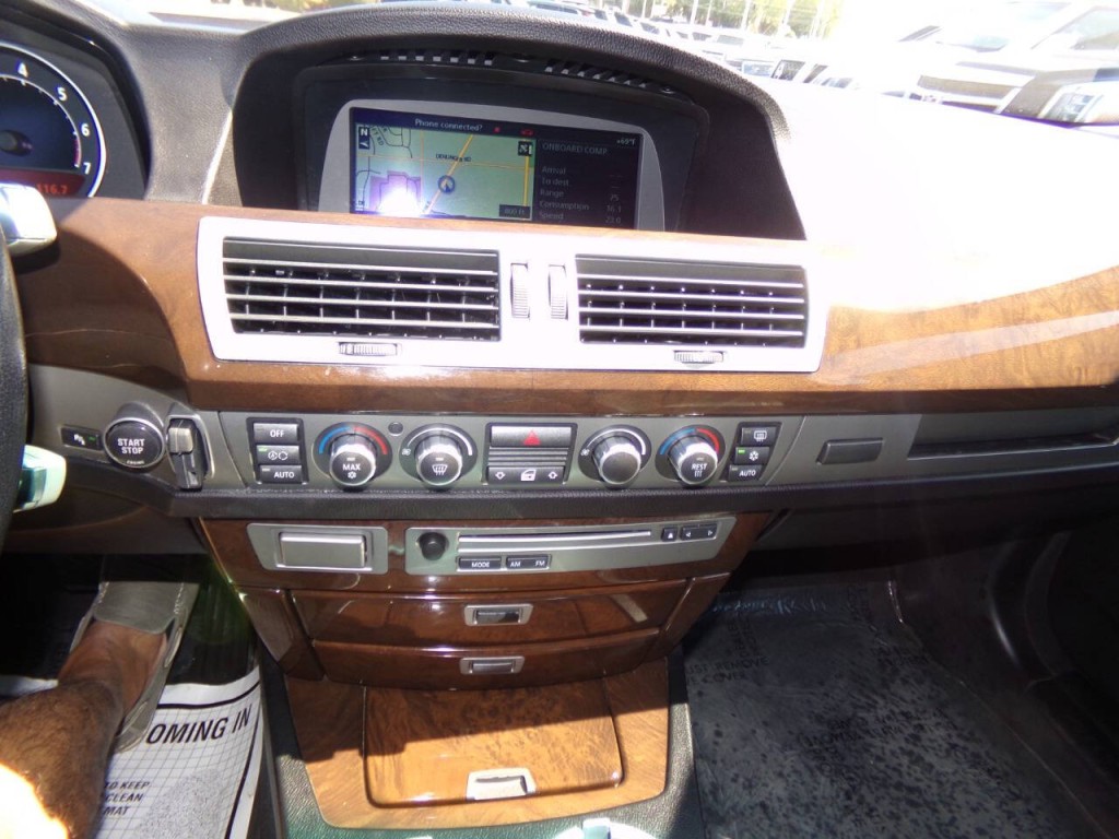 2006 BMW 7 Series Image 77