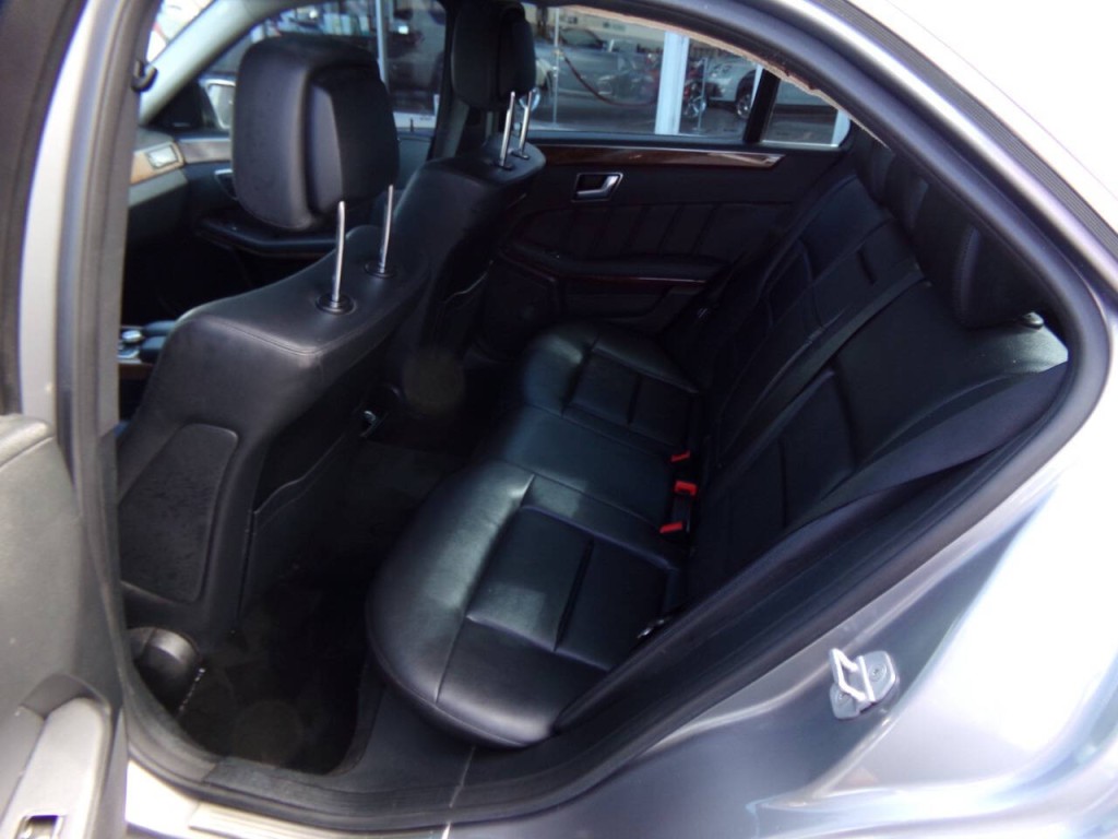 2012 Mercedes-Benz E-Class Image 11