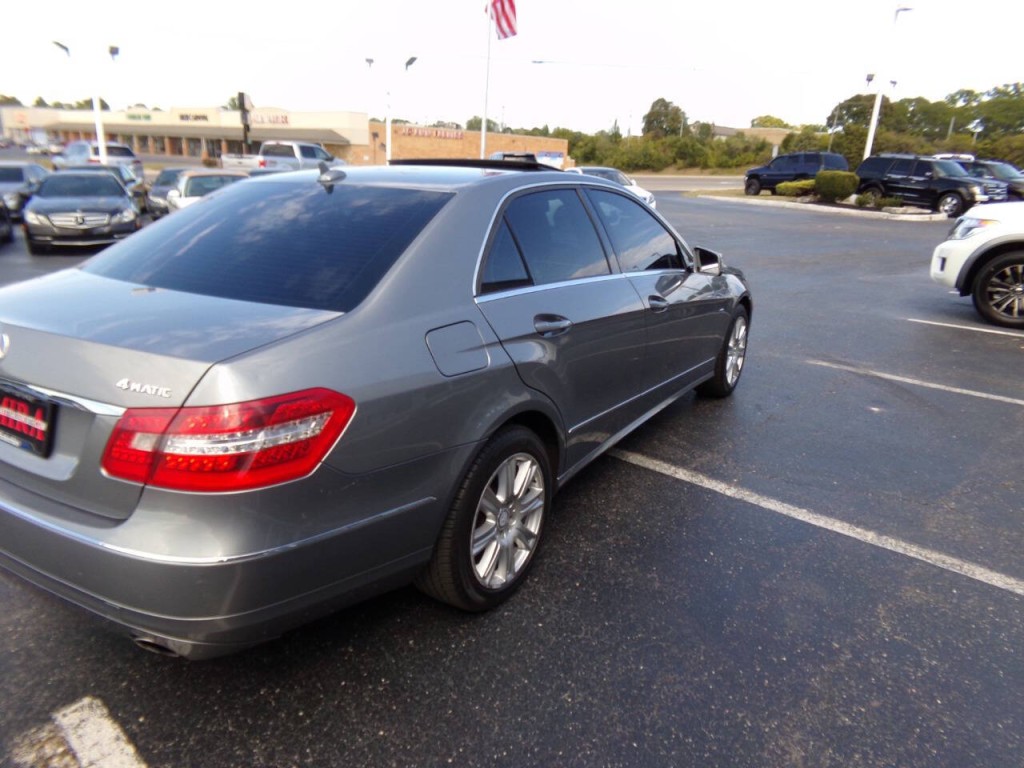 2012 Mercedes-Benz E-Class Image 40