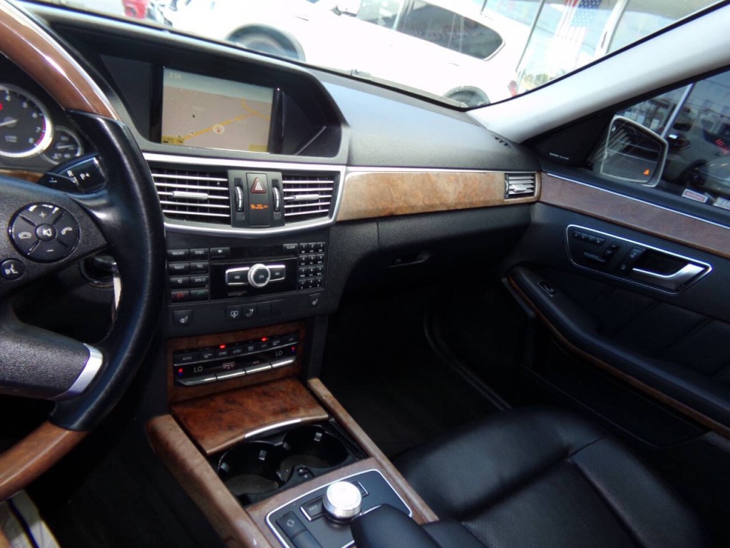 2012 Mercedes-Benz E-Class Image 61